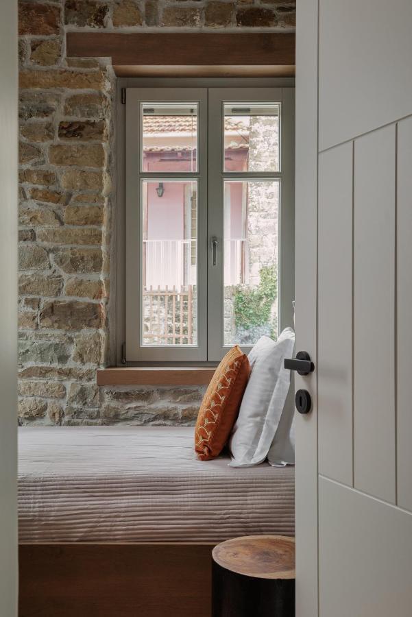 Lozart Traditional Stone House Elliniko  Bagian luar foto